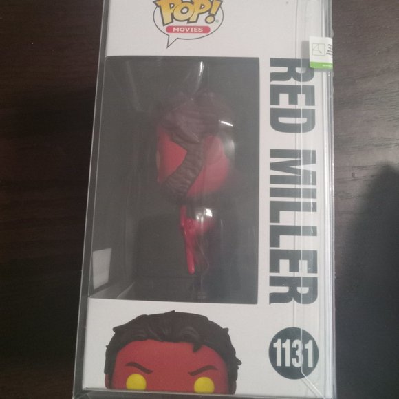 Funko POP!  Mandy Red Miller #1131 Legion M Exclusive - Picture 4 of 5